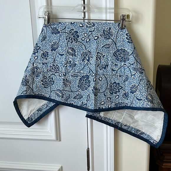 Window Valance - Picture 1 of 8